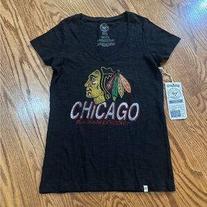 NWT Chicago Blackhawks Vneck Tee Womens Small